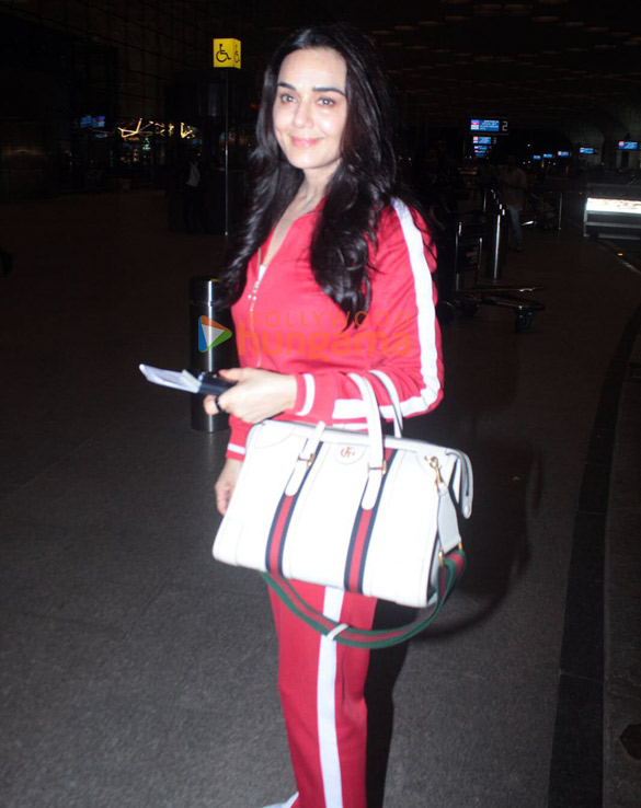 Photos: Preity Zinta, Sherlyn Chopra and others snapped at the airport