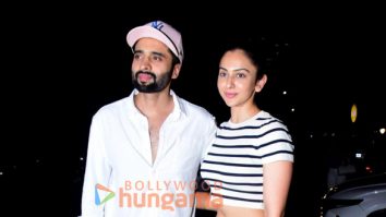 Photos: Rakul Preet Singh and Jackky Bhagnani snapped in Bandra