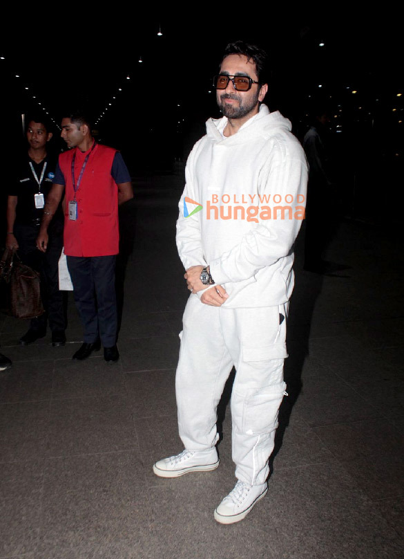 photos ranveer singh and ayushmann khurrana snapped at the airport 1