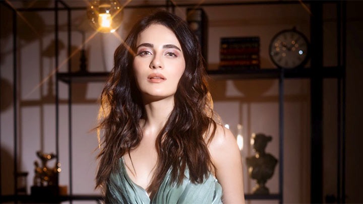 Radhika Madan on her monologue: “I was shivering & crying when they said cut”| Sajini Shinde Ka Viral Video Radhika Madan on her monologue: “I was shivering & crying when they said cut”| Sajini Shinde Ka Viral Video