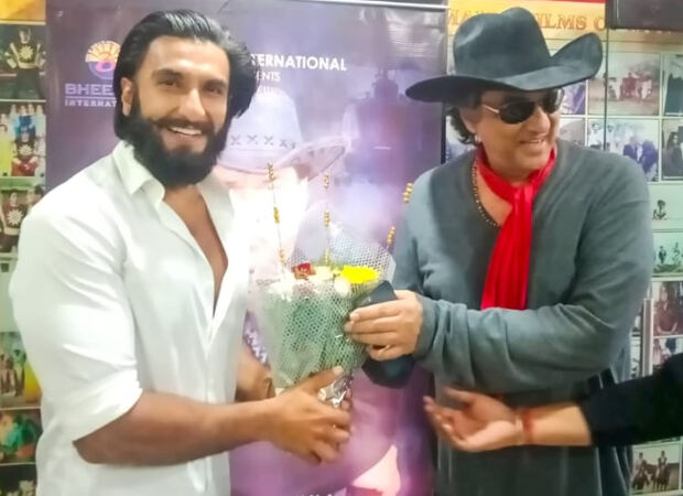Ranveer Singh meets OG Shaktimaan Mukesh; latter describes him as ‘good person with a dynamic personality’ “The most energetic actor in the industry” 