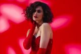 Red hot! Taapsee Pannu rocks those curls like no one else!