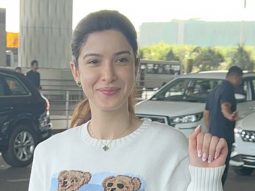 Shanaya Kapoor looks cute in her teddy sweatshirt as she gets clicked at the airport
