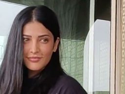 All black airport look is always in trend! Shruti Haasan