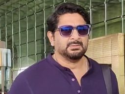 Arshad Warsi smiles wide as he gets clicked at the airport