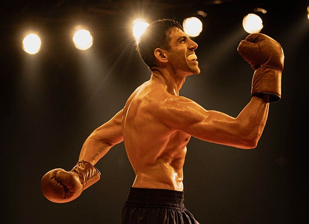 Kartik Aaryan delivers a victory anthem with 'Tu Hai Champion' from Chandu Champion