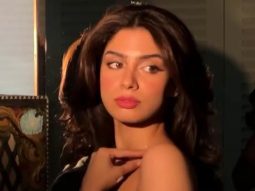 Messy hair look is absolutely on point! Khushi Kapoor