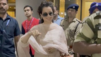 Paps congratulate Kangana Ranaut as she gets clicked at the airport