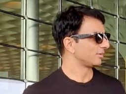 Paps demand Sonu Sood to keep ‘Beard wala look’ as he gets clicked at the airport