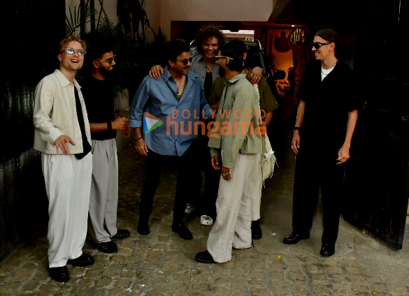 photos anil kapoor and dance group quickstyle snapped in juhu 3