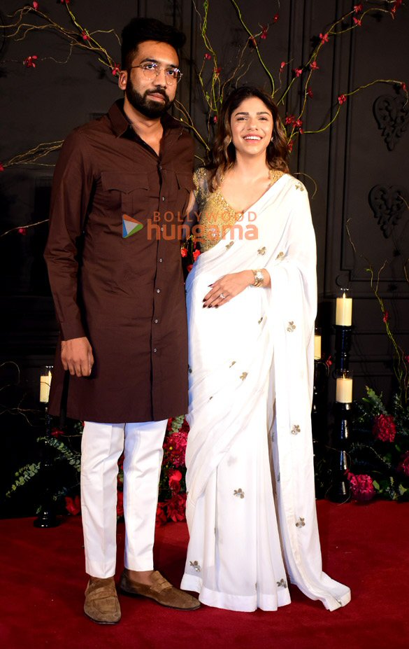 photos celebs grace sonakshi sinha and zaheer iqbals reception bash 6 14