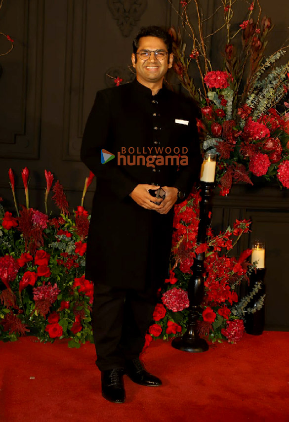 photos celebs grace sonakshi sinha and zaheer iqbals reception bash 7 5