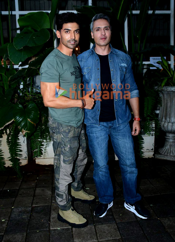 Photos: Gurmeet Choudhary, Iqbal Khan and Hruta Durgule snapped promoting Commander Karan Saxena Photos: Gurmeet Choudhary, Iqbal Khan and Hruta Durgule snapped promoting Commander Karan Saxena