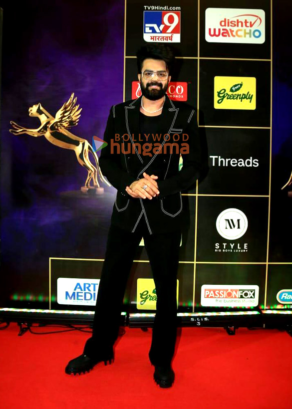 photos kajol daisy shah nawazuddin siddiqui and others snapped at iwm buzz digital awards 2024 28