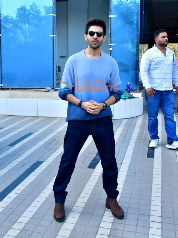 photos kartik aaryan snapped promoting his film chandu champion 6