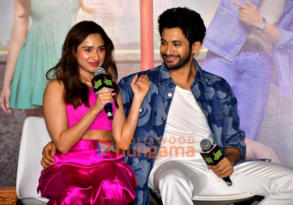 photos rohit saraf pashmina roshan and others snapped at the trailer launch of ishq vishk rebound 7
