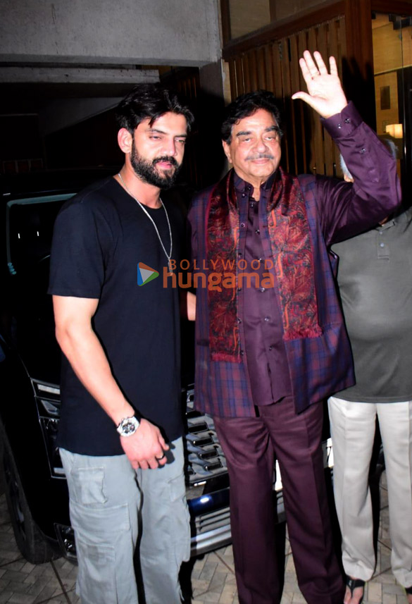 photos shatrughan sinha snapped with zaheer iqbal in bandra 1