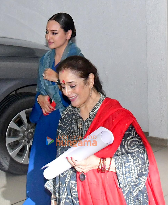 photos sonakshi sinha and poonam sinha snapped at their residence ahead of the wedding 3 3