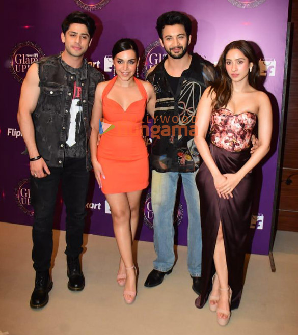 photos taapsee pannu pashmina roshan rohit saraf and others snapped at flipkart glam up fest 2024 1