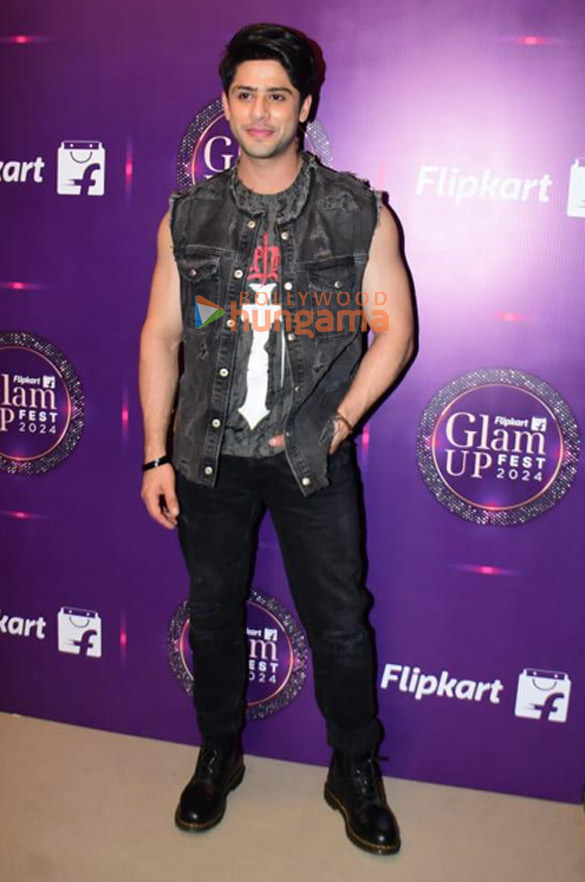 photos taapsee pannu pashmina roshan rohit saraf and others snapped at flipkart glam up fest 2024 5