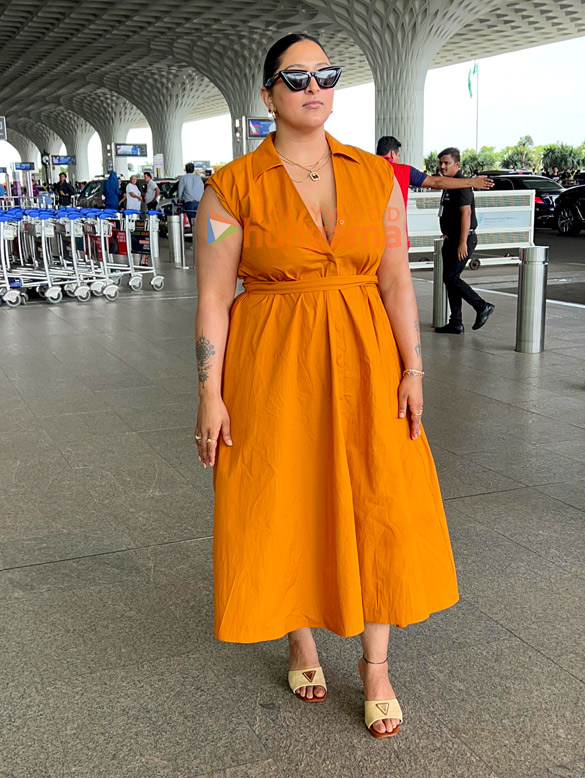 photos tara sutaria raja kumari sunny hinduja and orry awatramani snapped at the airport 2