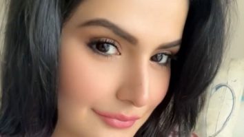 Pretty in pink! Zareen Khan wishes Eid Mubarak to fans