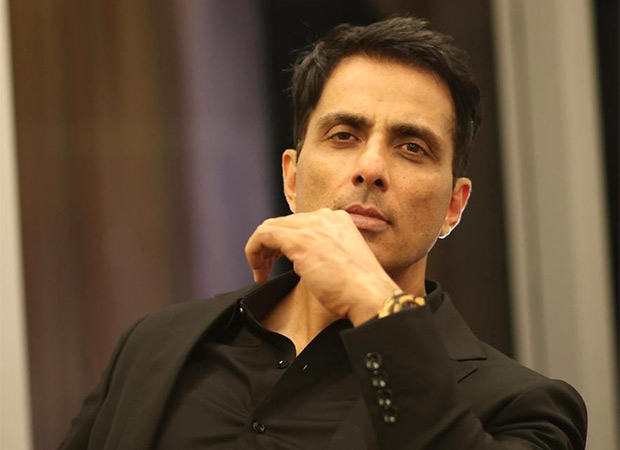 Sonu Sood talks about relationships being commodity in a heartfelt video : Bollywood News