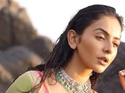 Splash of colours! Rakul Preet Singh nails the photoshoot with confidence