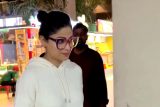 Shamita Shetty’s all white comfy airport look is the vibe!