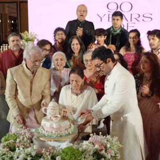 INSIDE PICS: Aamir Khan, Kiran Rao, Reena Dutta, Ira Khan, Asha Parekh celebrate 90th birthday bash for Zeenat Hussain