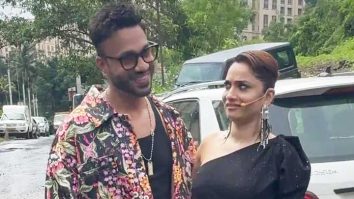 Ankita Lokhande & Vicky Jain pose for paps as they get clicked on Laughter Chefs set
