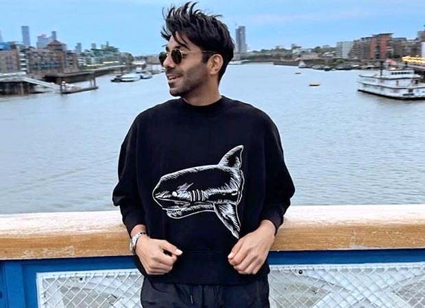 Aparshakti Khurana vibes to his latest song 'Zaroor' in London; watch