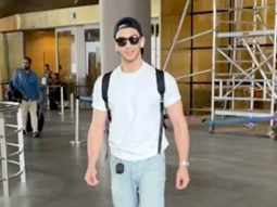 Coolest of all! Vedang Raina poses for paps at the airport