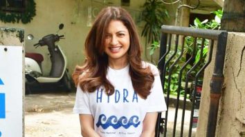 Her smile is everything! Bhagyashree gets clicked in the city