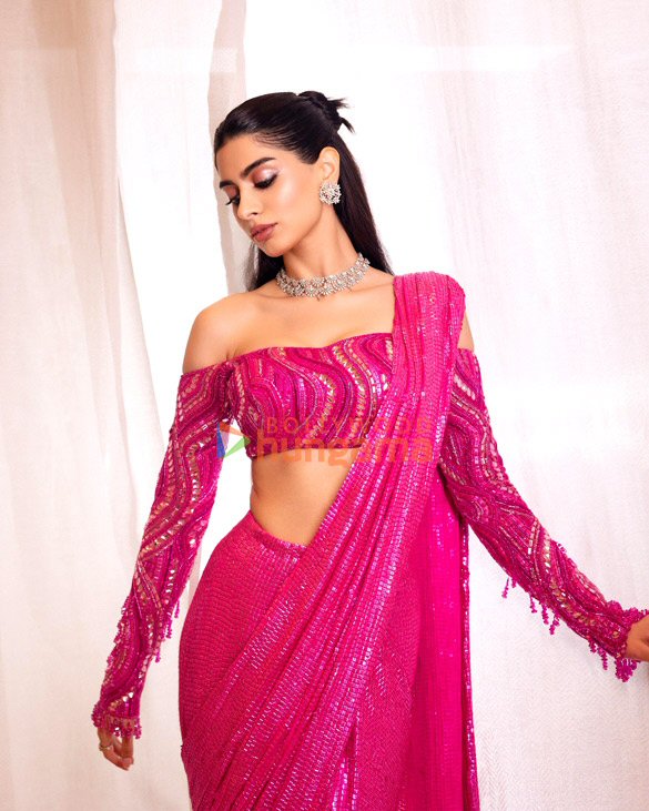khushi kapoor 3 7