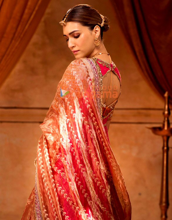 kriti sanon 2 354