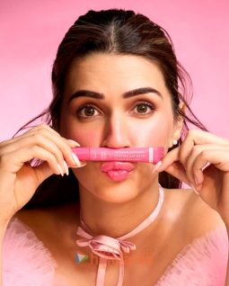 Celeb Photos Of Kriti Sanon