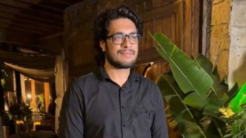 Paps refer to Junaid Khan as ‘Maharaj’ as he gets clicked in the city