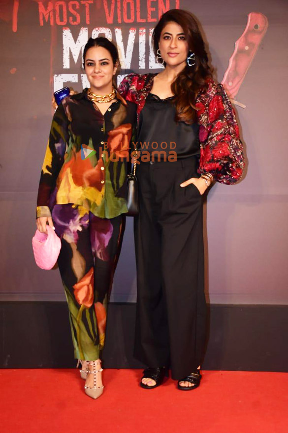 photos ananya panday varun dhawan karan johar and others grace the premiere of kill 1