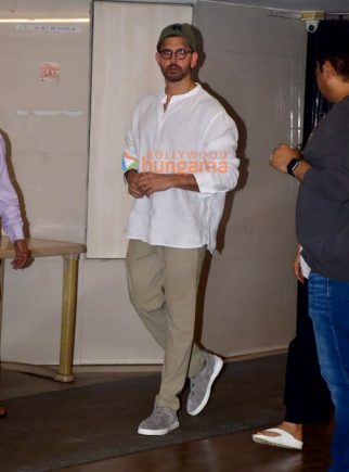 Photos: Hrithik Roshan, Kajol, Sania Mirza and others snapped at Farah Khan’s residence