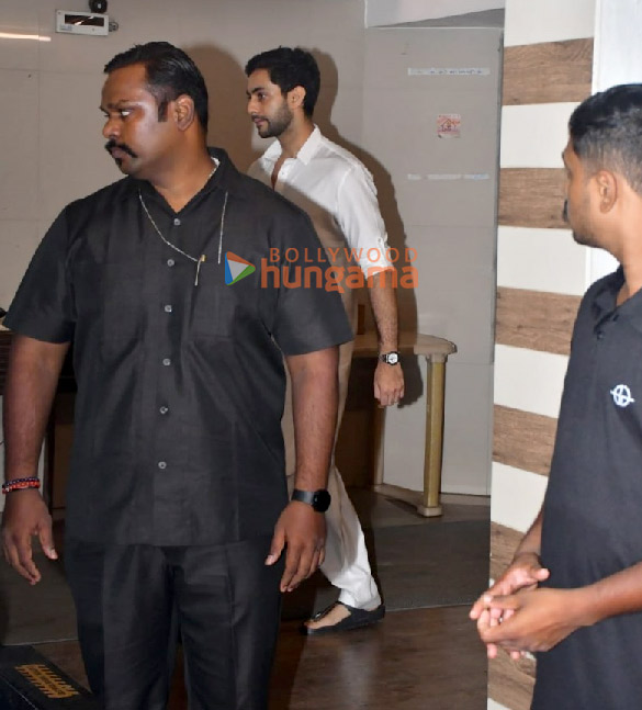 photos hrithik roshan sania mirza and others snapped at farah khans residence 6