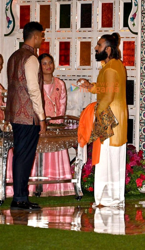 photos janhvi kapoor sara ali khan and others attend anant ambani and radhika merchants haldi ceremony 14