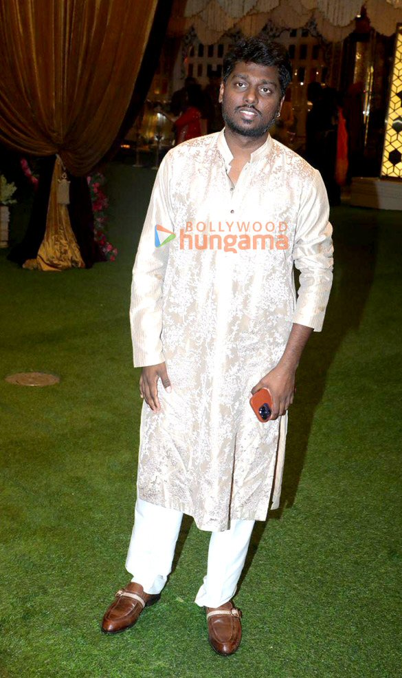 photos janhvi kapoor sara ali khan and others attend anant ambani and radhika merchants haldi ceremony 6