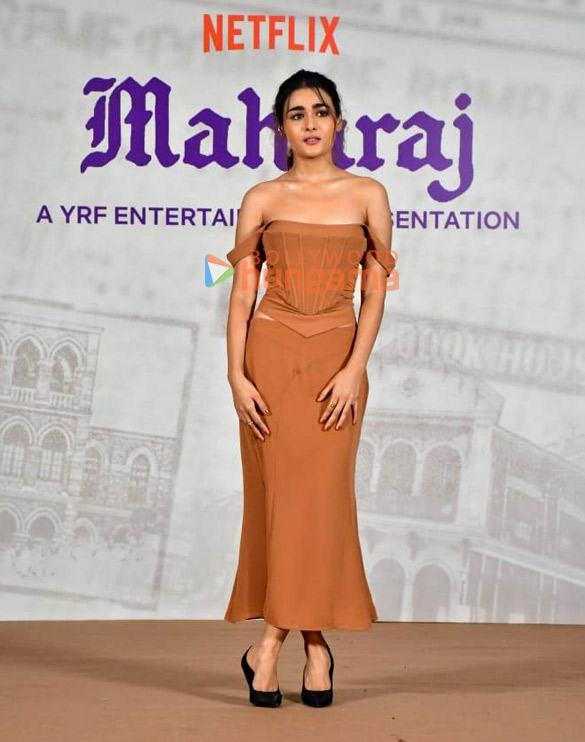 photos junaid khan jaideep ahlawat and others snapped at maharaj press conference 4