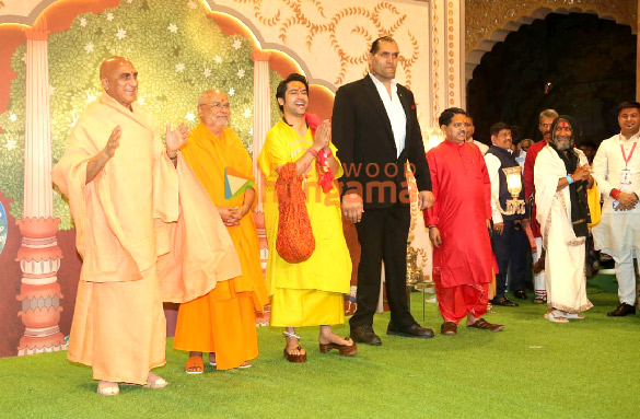 photos madhuri dixit arjun kapoor suniel shetty and others attend the shubh aashirwad ceremony at anant ambani and radhika merchant 23