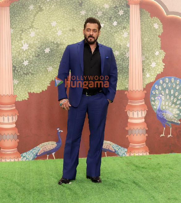 photos madhuri dixit arjun kapoor suniel shetty and others attend the shubh aashirwad ceremony at anant ambani and radhika merchant 51