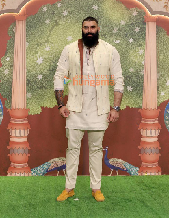 photos madhuri dixit arjun kapoor suniel shetty and others attend the shubh aashirwad ceremony at anant ambani and radhika merchant 6