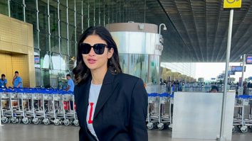 Photos: Mouni Roy and Mika Singh snapped at the airport