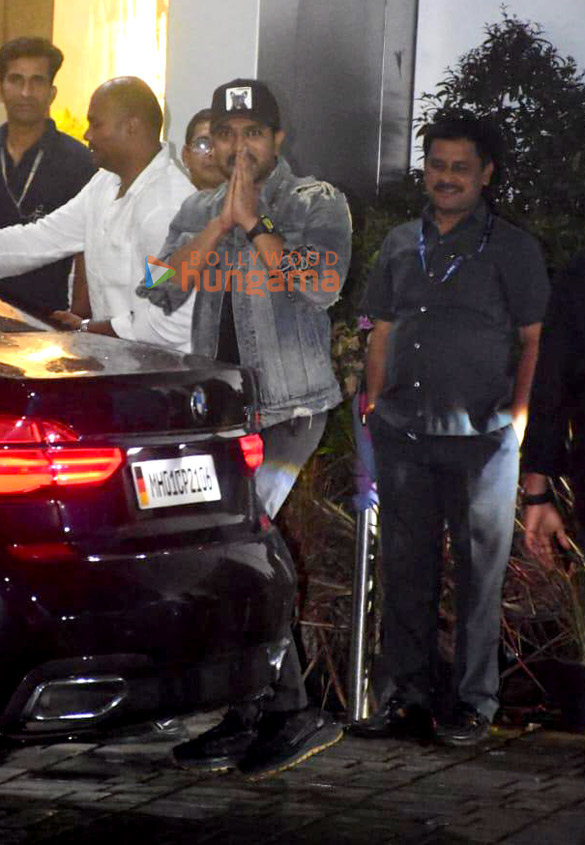 Photos: Ram Charan snapped at Kalina airport Photos: Ram Charan snapped at Kalina airport
