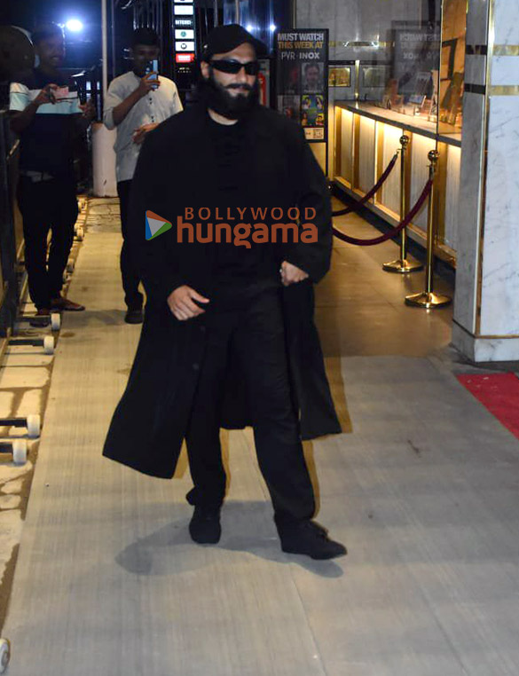 photos ranveer singh and deepika padukone snapped at pvr juhu 5
